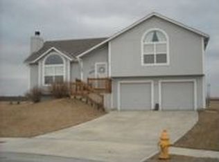 32650 W 174th Ter, Gardner, KS 66030