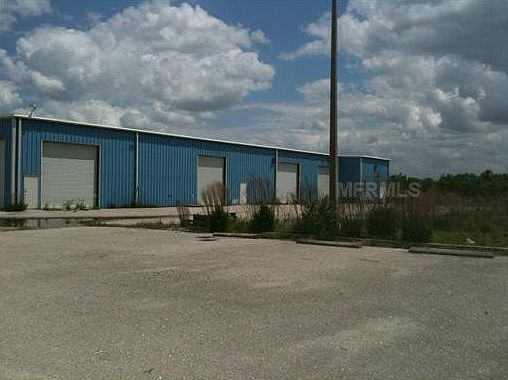 2nd image of 3115 SE Highway 70