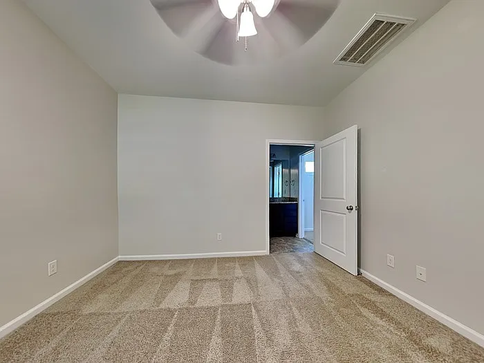 232 Saint Andrews Place Dr — Photo 14