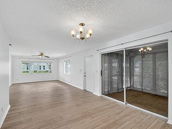 2nd image of 10138 S 45th Terrace