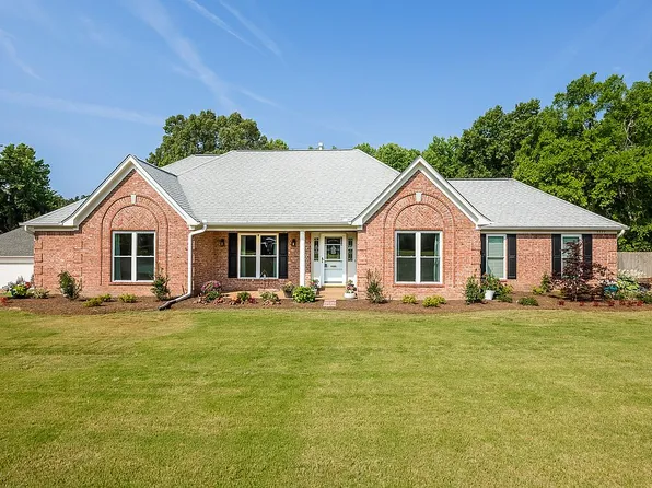 5729 Marlin Pl, Olive Branch, MS 38654