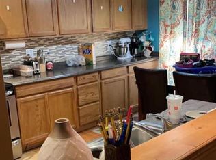 912 Sycamore Pl, McPherson, KS 67460