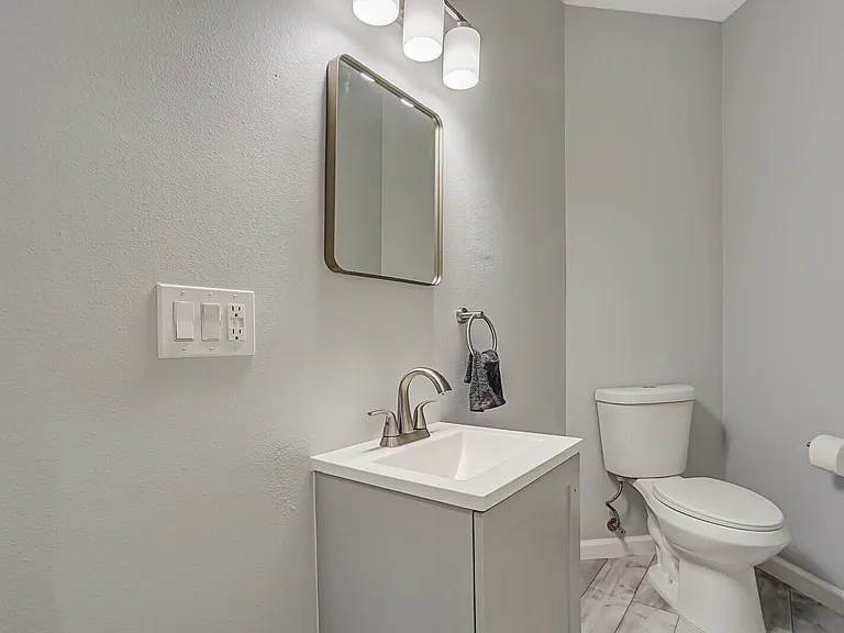 8031 Carnoustie Pl #A — Photo 17