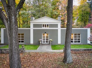 72 Lookout Rd, Tuxedo Park, NY 10987