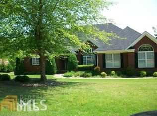 1033 Lyndhurst Way SE, Conyers, GA