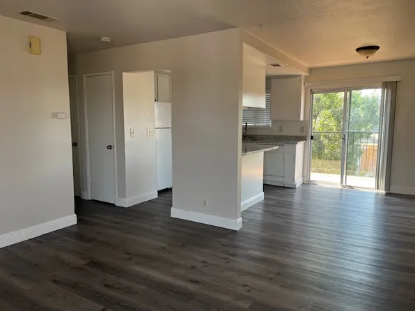 1702 W Grantline Rd #5, Tracy, CA 95304