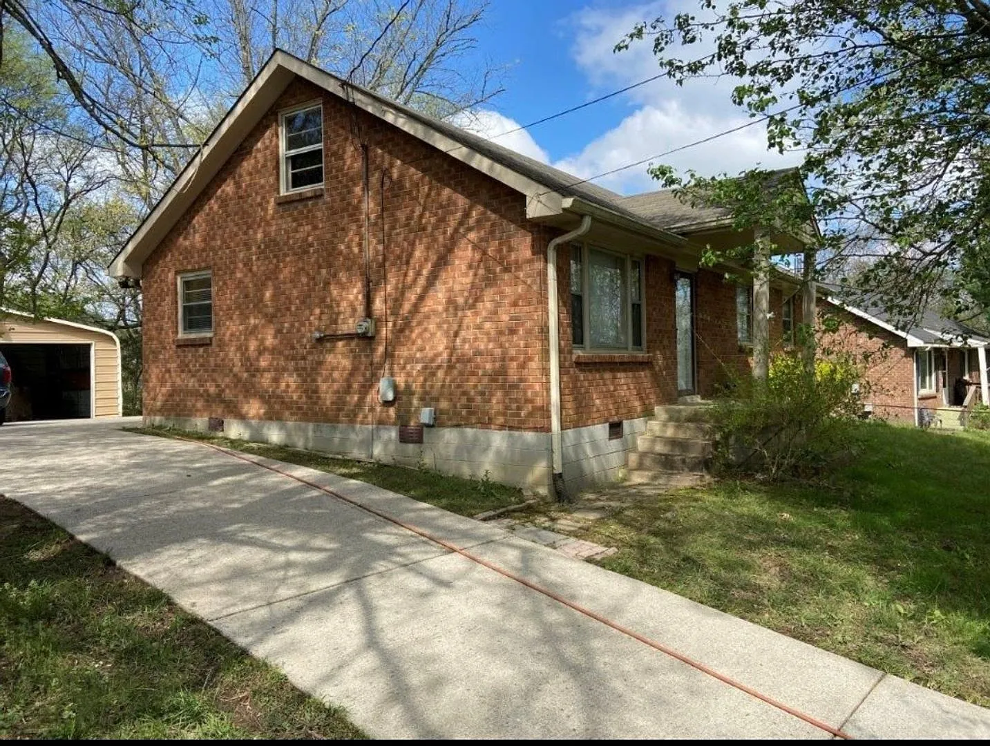 Mt Juliet 3/2 with a large detached garage -privacy — Photo 3