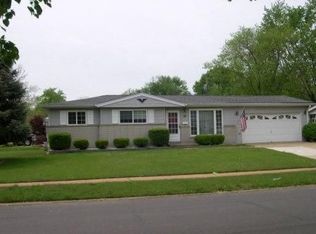 450 Jana Dr, Florissant, MO