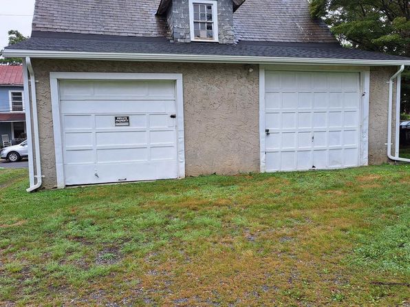 142 W Mount Carmel Ave