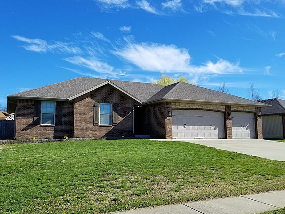 3rd image of 190 Sparrow Ln