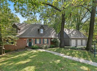 29 Forest Glen Dr, Belleville, IL 62223