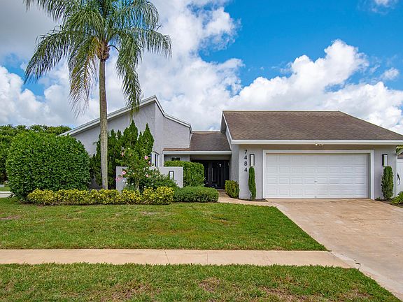 2nd image of 7484 Malibu Crescent