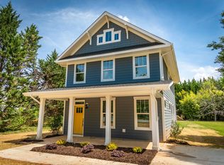 301 Riverhills Dr, Morganton, NC 28655