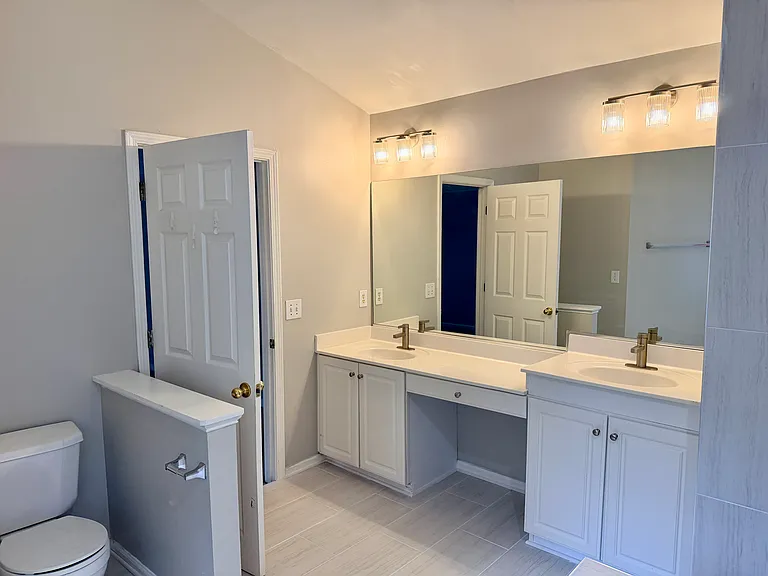 10150 Lauren Hall Ct — Photo 13