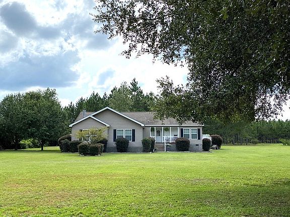 4th image of 853 NW County Road 141