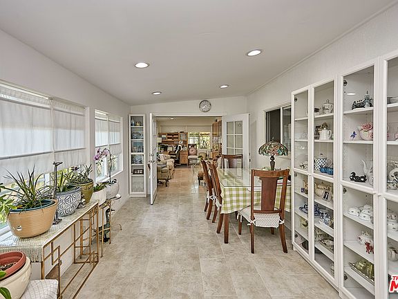 3rd image of 1165 S Lucerne Blvd #2