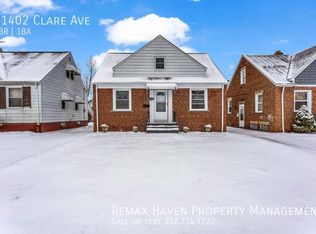 21402 Clare Ave, Maple Heights, OH 44137