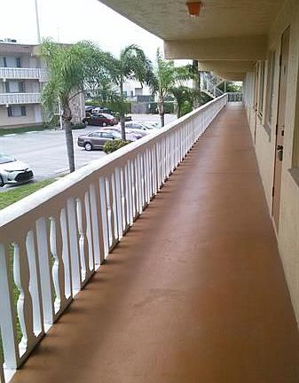 3rd image of 600 Village Green Ct APT 209