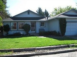 4960 Canyon Dr, Santa Rosa, CA 95409