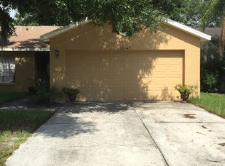 13647 Laraway Dr, Riverview, FL 33579