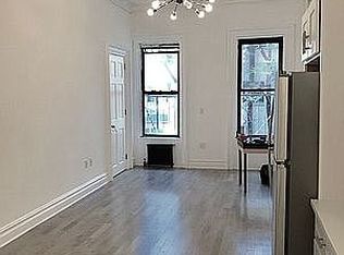 119 E 60th St APT 3R, New York, NY 10022