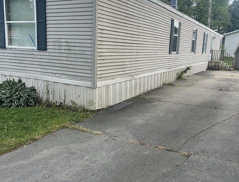 1st image of 126 Harold Dr