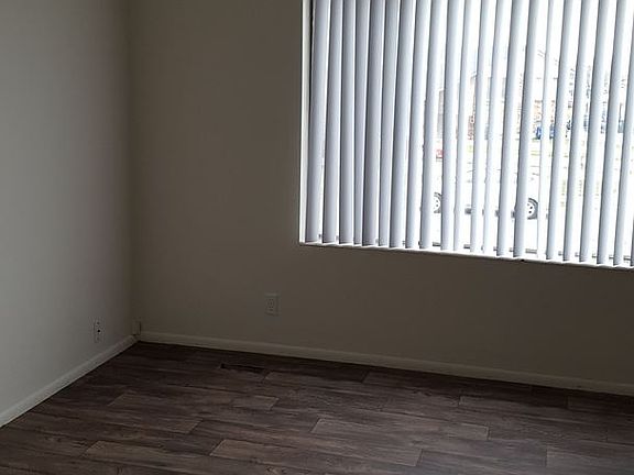 5th image of 3305 W Tess Ave #B