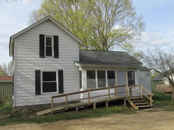 227 Arbor St E, Marcellus, MI 49067