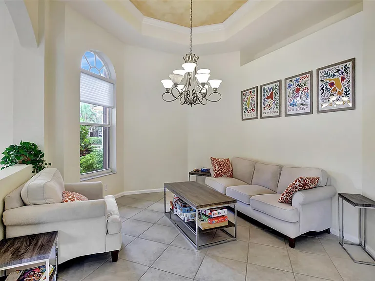4070 Sanderling Ln — Photo 14