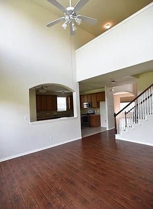 3rd image of 1106 Flintwood Ct