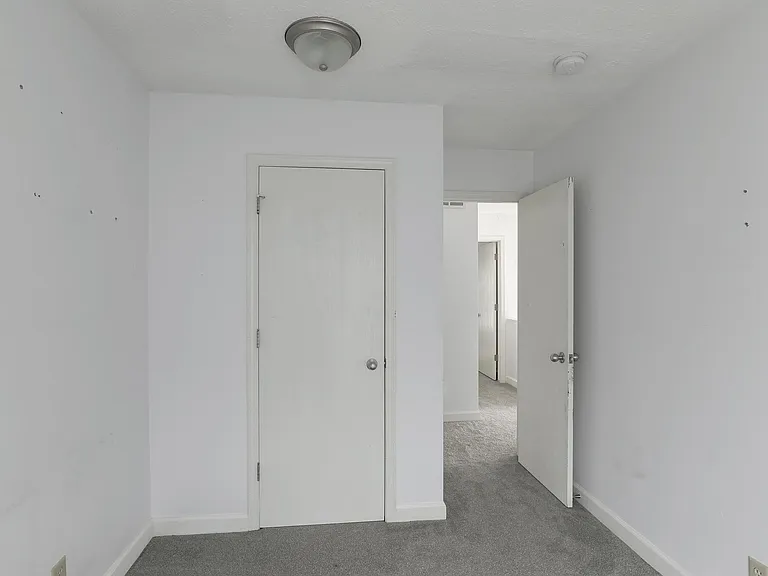 1821 Whittier St — Photo 12