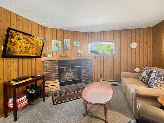 4th image of 9847 Hidden Spring Rd Unit 9