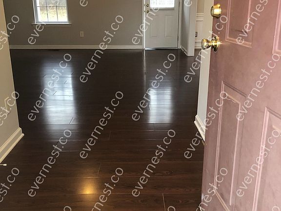 3rd image of 2533 Hillingdon Dr