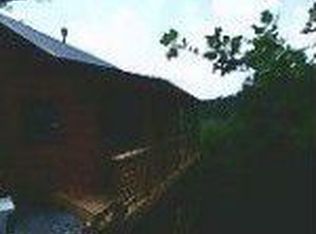 709 Ellis Ogle Rd, Gatlinburg, TN 37738