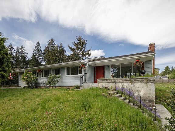 5th image of 2555 Departure Bay Rd