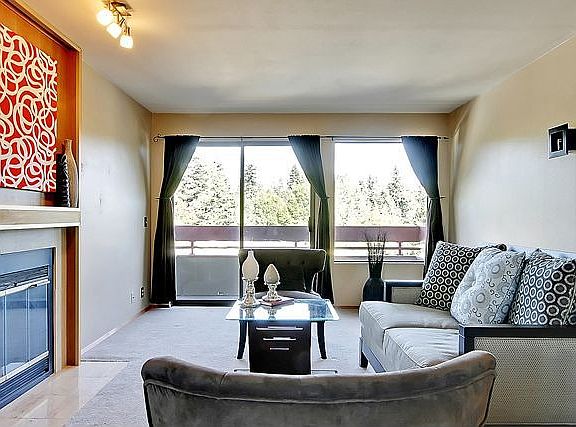 4th image of 12300 33rd Ave NE APT 404