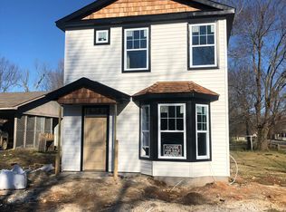 201 Kate Smith St, Prairie Grove, AR 72753