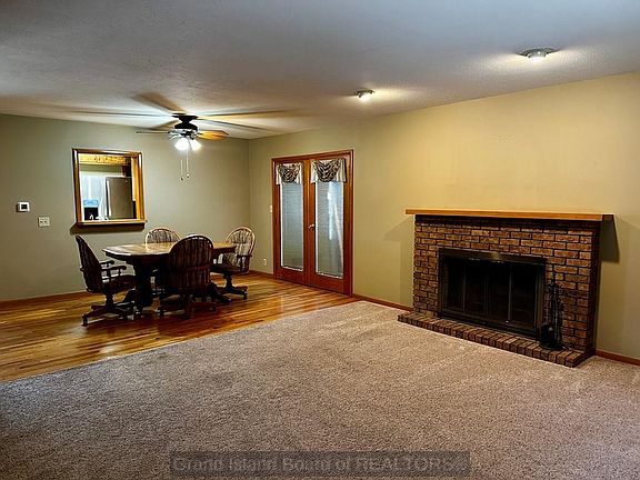 4th image of 1709 W Louise St