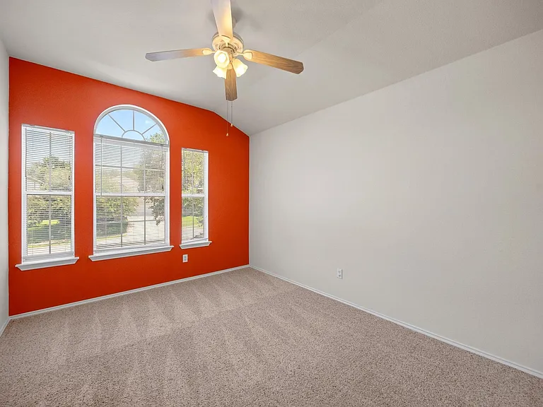 9400 Billingham Trl — Photo 25