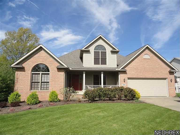 2nd image of 3261 Alderwood Way