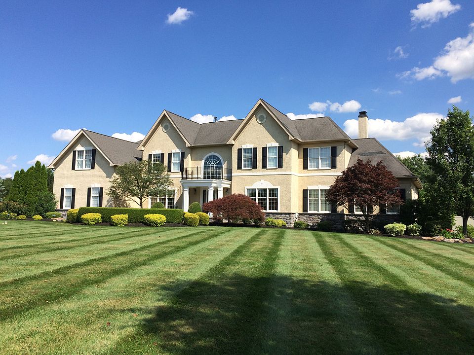 1st image of 1551 Wexford Ct