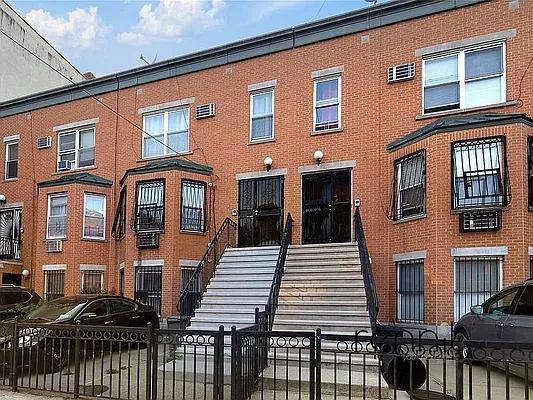 Rented by Rennit Inc. | media 26