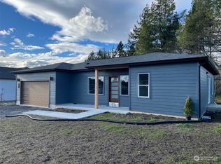 112 Newaukum Village Dr, Chehalis, WA 98532