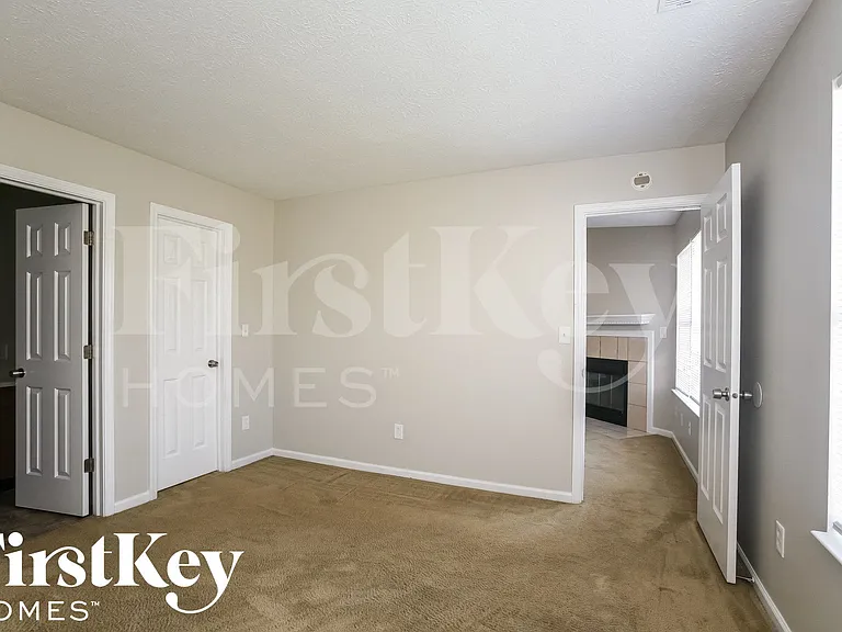 5922 Brookville Lake Dr — Photo 9