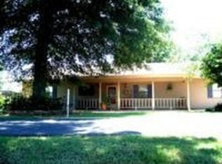 3103 Holiday Dr, Pine Bluff, AR 71602