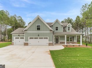 257 Pinewood Dr, Covington, GA 30014