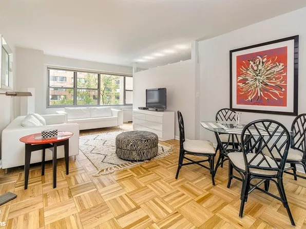 400 E 56th St APT 5K, Manhattan, NY 10022