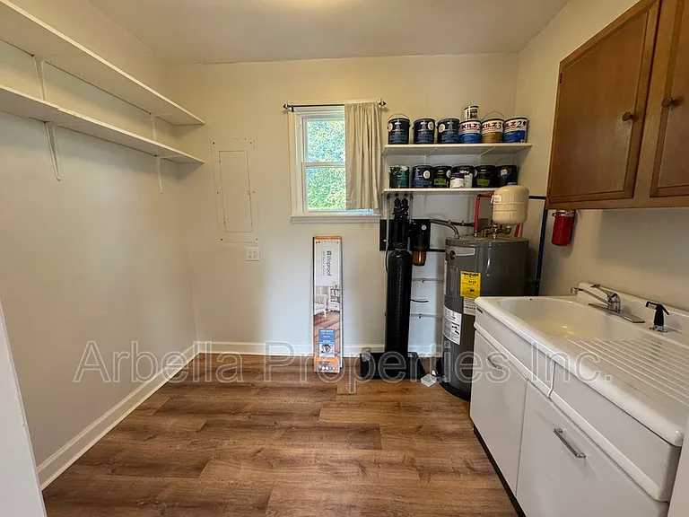 1713 Seward Dr — Photo 20