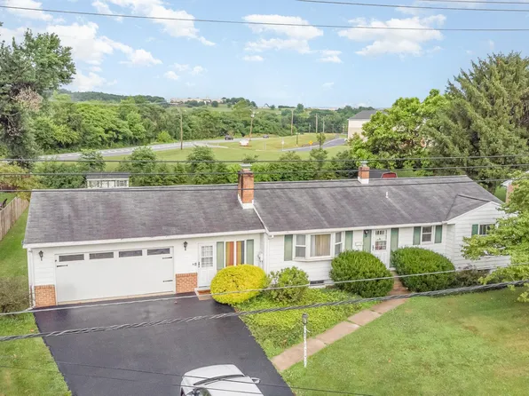 431 N Hanover St, Hershey, PA 17033