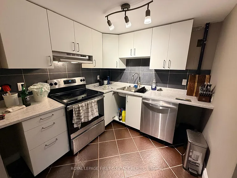 1 Masters Ln #BASEMENT — Photo 4